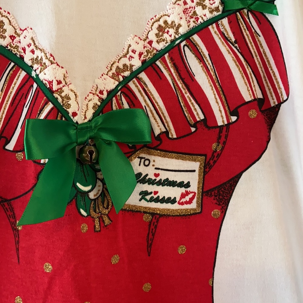 Sensual Teeze Christmas lingerie shirt - Picture 3 of 8